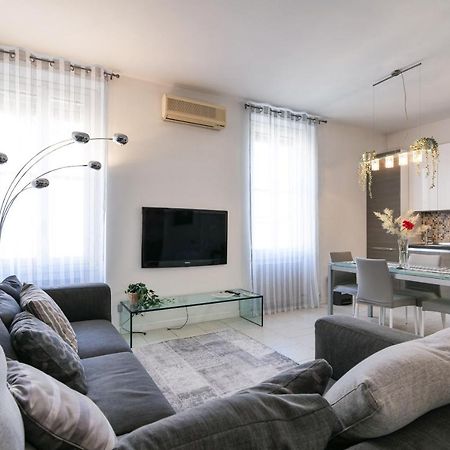 Primopiano - Battaglia A Apartment Milan Bagian luar foto
