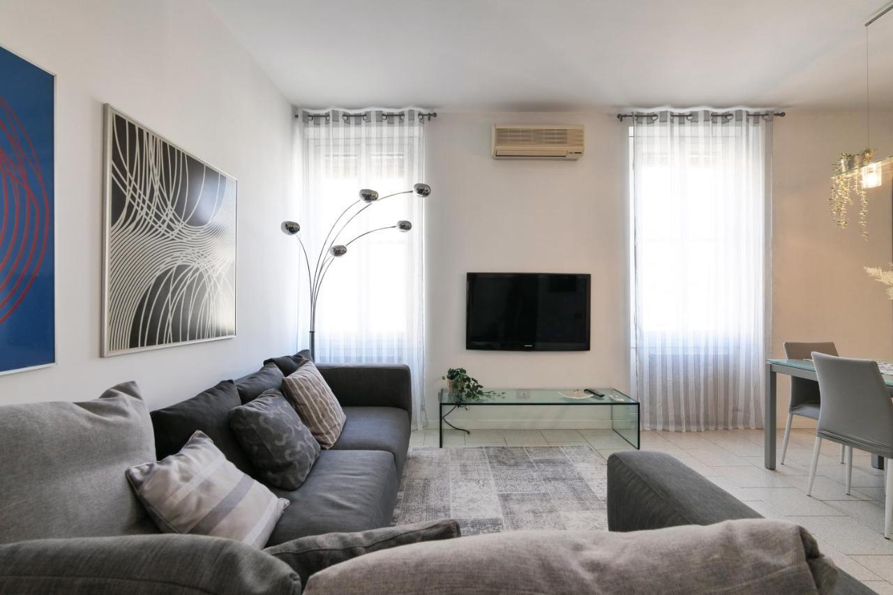 Primopiano - Battaglia A Apartment Milan Bagian luar foto