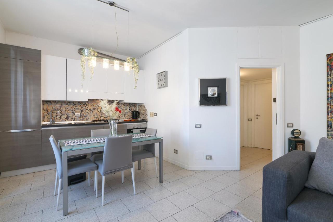 Primopiano - Battaglia A Apartment Milan Bagian luar foto