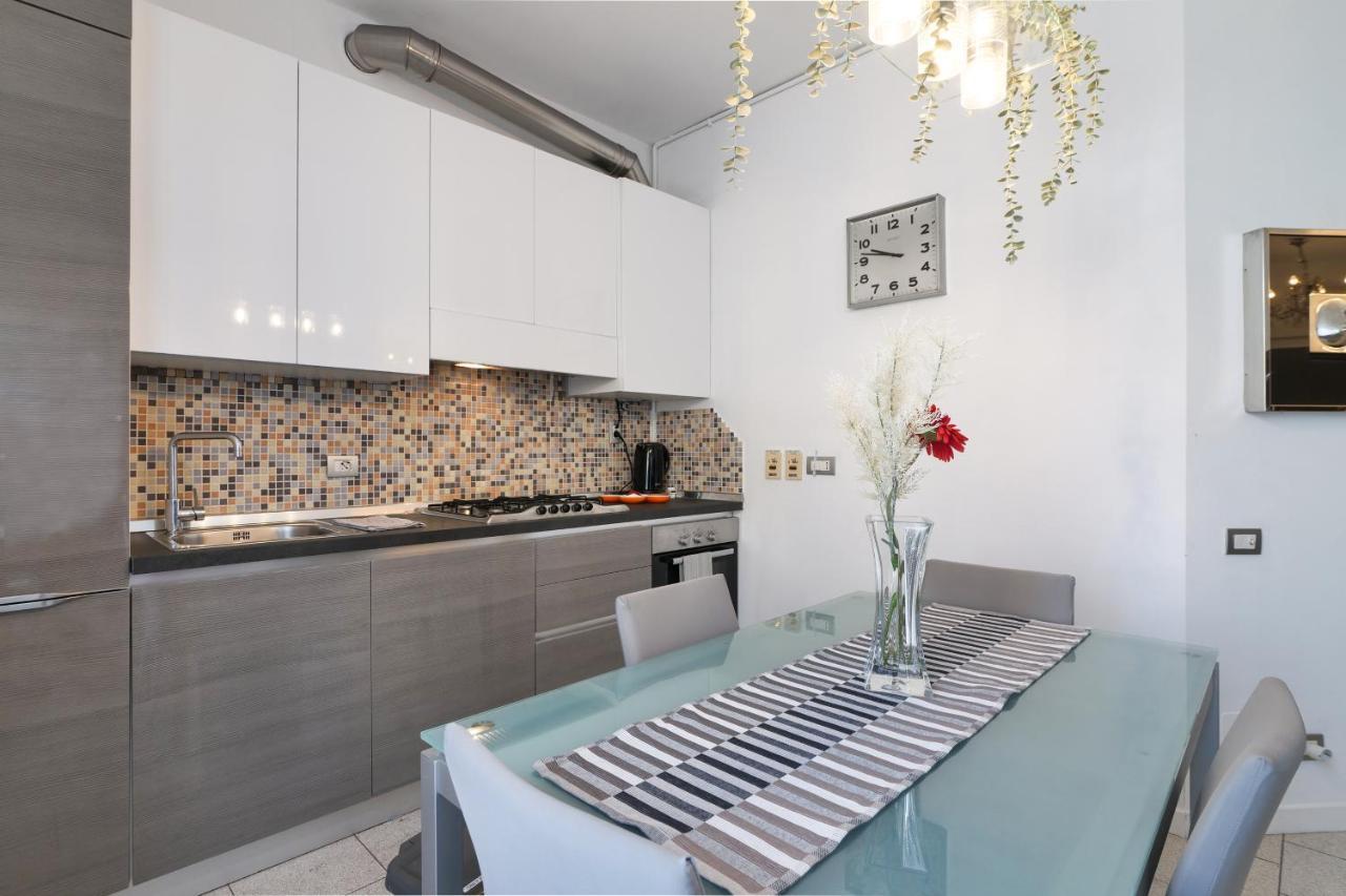Primopiano - Battaglia A Apartment Milan Bagian luar foto