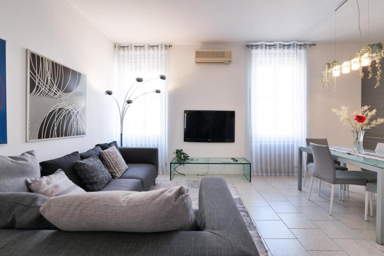 Primopiano - Battaglia A Apartment Milan Bagian luar foto