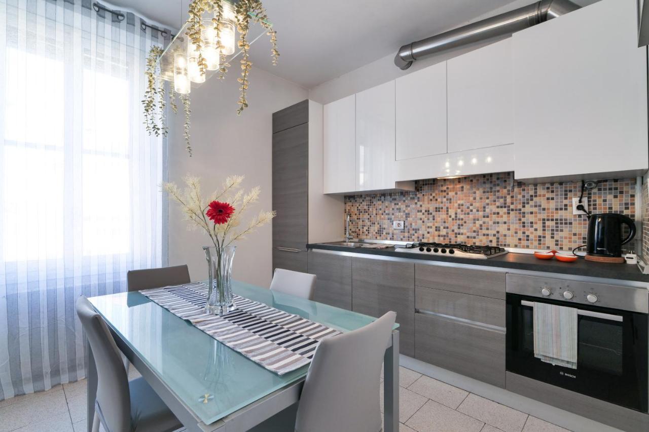 Primopiano - Battaglia A Apartment Milan Bagian luar foto